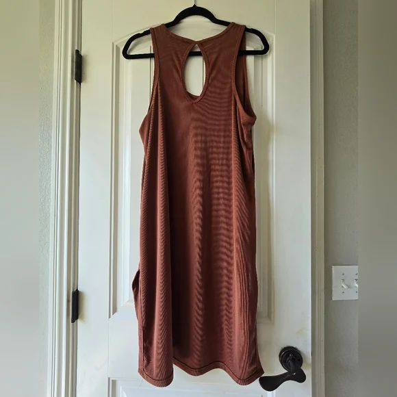 Mod Ref Rust Brown Micro Ribbed High Low Midi Dress Keyhole Back Minimalist Sz L - Picture 7 of 11